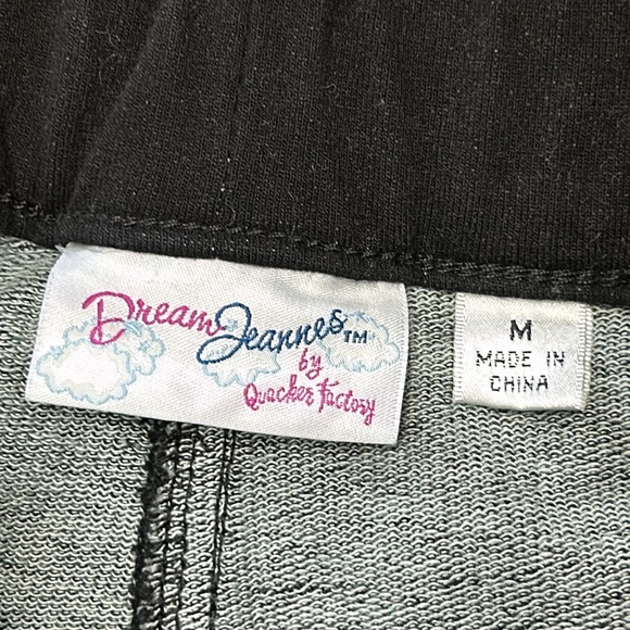 DreameJeanes by Quacker Factory (QVC Release) black pull on pants. Size Medium. - Picture 3 of 12